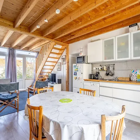 190, Chic, Sobre, A Pied, 6 P Villa *